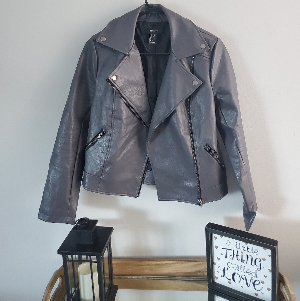 Jacket Forever 21